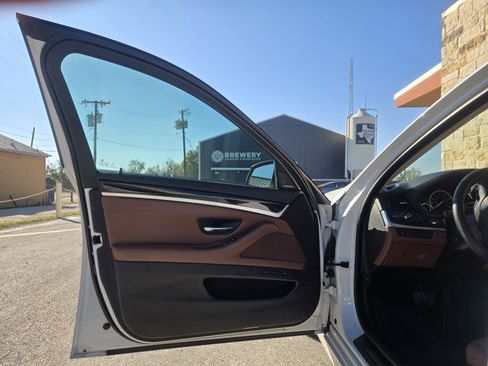 Used 2016 BMW 535i Sedan image 4