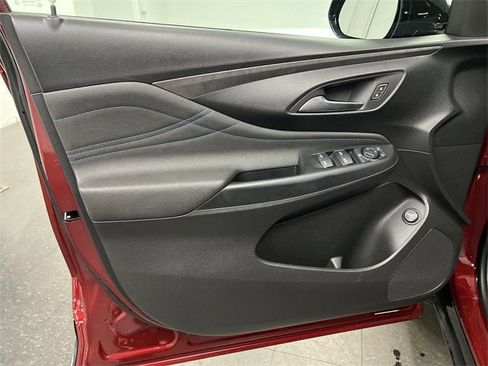 Certified 2024 Buick Envista Sport Touring w/ Convenience I Package image 21