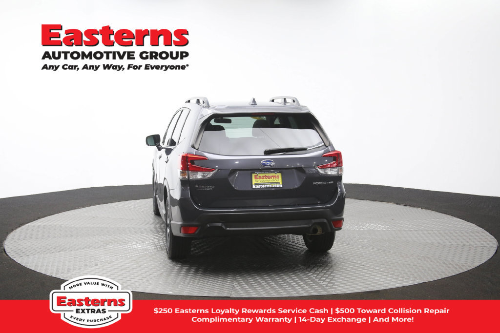 Used 2022 Subaru Forester Premium AWD/4WD image 41