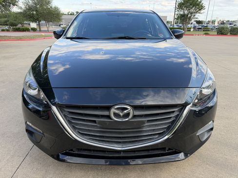 Used 2015 MAZDA MAZDA3 i Sport image 2