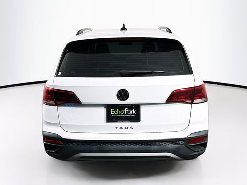 Used 2022 Volkswagen Taos S w/ IQ Drive S Package image 7