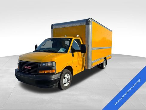 Used 2021 GMC Savana 3500 Extended w/ Power Convenience Package RWD image 2