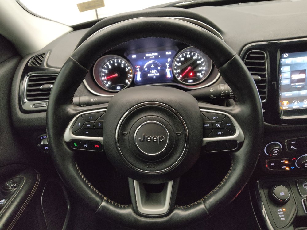 Used 2017 Jeep Compass Limited w/ Navigation Group AWD/4WD image 22