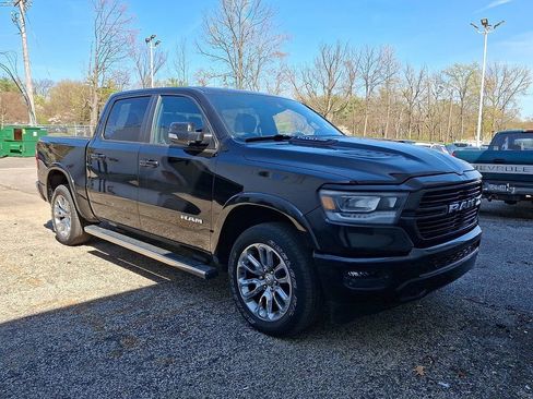 Used 2022 RAM 1500 Laramie w/ Sport Appearance Package image 4