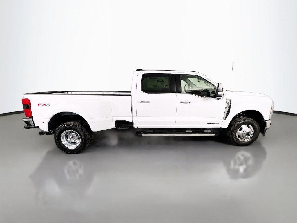 New 2026 Ford F350 Lariat w/ Lariat Premium Package AWD/4WD image 18