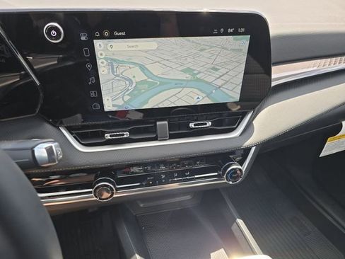 New 2026 Chevrolet Equinox LT w/ Safety and Technology Package FWD image 15