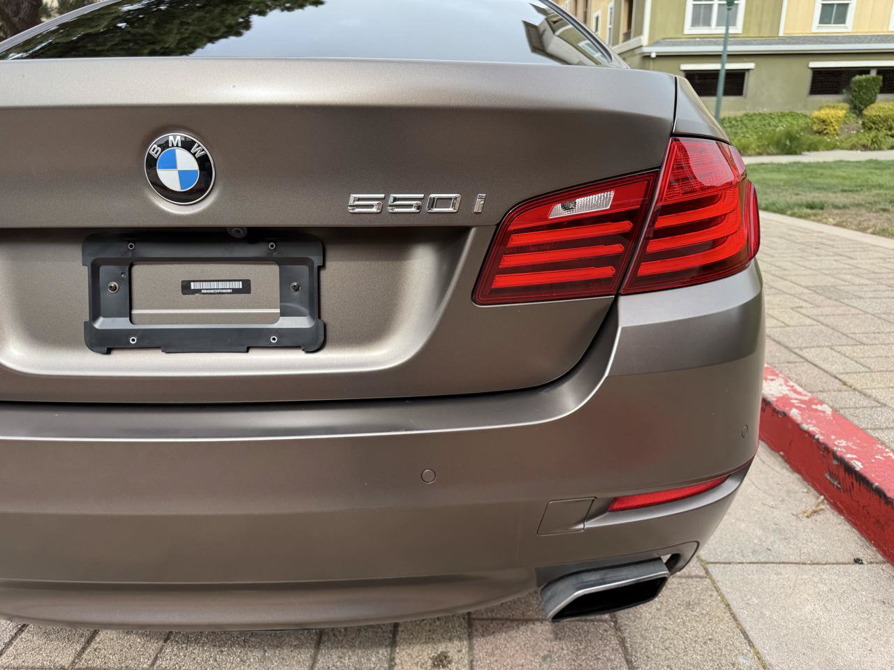 Used 2015 BMW 550i Sedan RWD image 23