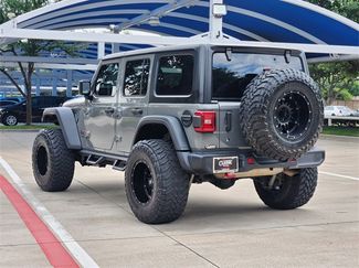Used 2019 Jeep Wrangler Unlimited Rubicon AWD/4WD video 3