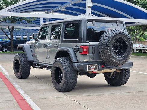 Used 2019 Jeep Wrangler Unlimited Rubicon AWD/4WD image 3