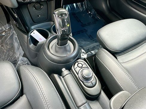 Certified 2024 MINI Cooper S image 17