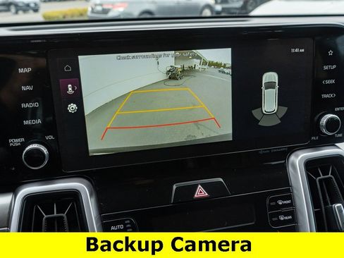 Used 2023 Kia Sorento EX image 13