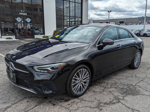 Used 2025 Mercedes-Benz CLA 250 4MATIC image 2