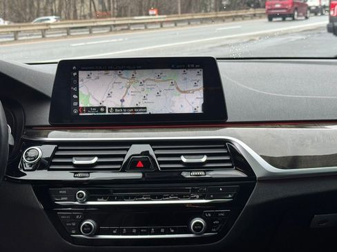 Used 2018 BMW 530i xDrive 530i xDrive image 27