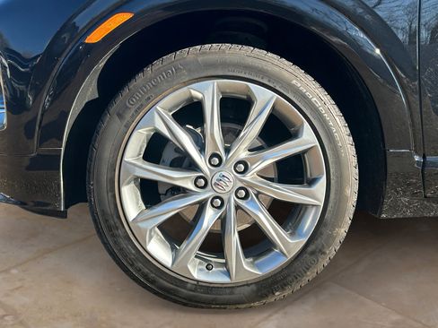 Used 2024 Buick Encore GX Avenir w/ Avenir Convenience Package image 28