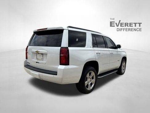 Used 2019 Chevrolet Tahoe LT w/ Luxury Package AWD/4WD image 7