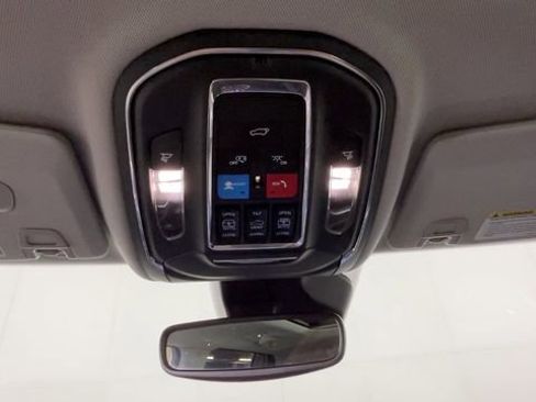 Used 2023 Jeep Grand Cherokee 4WD 4xe image 36