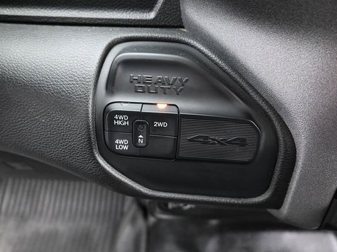 Used 2024 RAM 3500 Tradesman w/ Chrome Appearance Group image 30