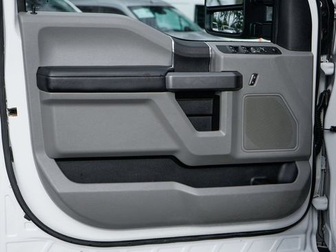 Used 2020 Ford F350 XLT image 15