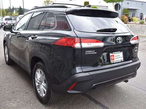 Certified 2024 Toyota Corolla Cross LE AWD/4WD image 7