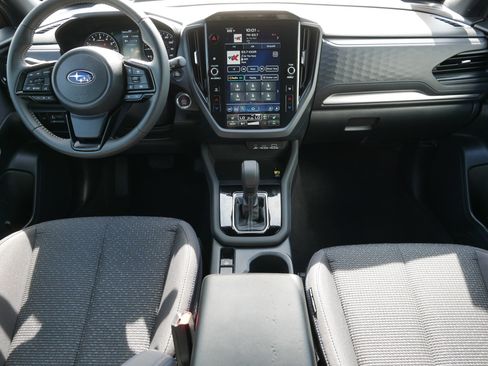 Certified 2025 Subaru Forester Premium AWD/4WD image 10