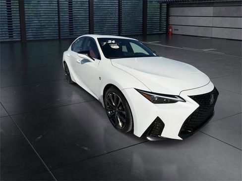 Certified 2024 Lexus IS 300 F Sport image 2