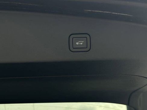 New 2026 Cadillac Lyriq Signature Sport image 25