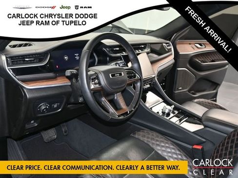 Used 2023 Jeep Grand Cherokee L Summit w/ Luxury Tech Group V image 12