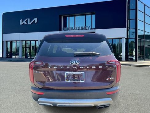 Used 2020 Kia Telluride S FWD image 5