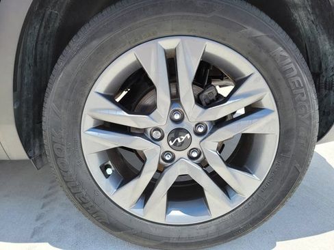 Used 2023 Kia Seltos S w/ Navigation Package FWD image 31