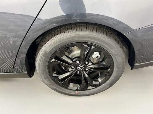 New 2025 Honda Accord SE image 15