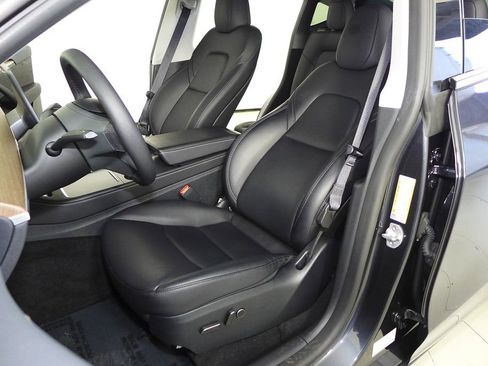 Used 2024 Tesla Model Y Performance image 22