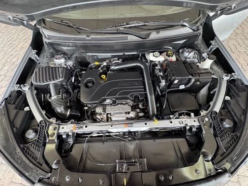 Used 2024 GMC Terrain AT4 image 26