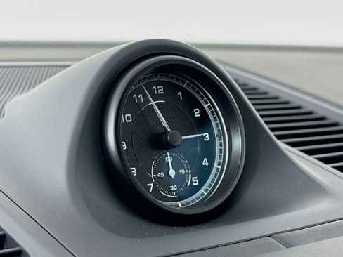 New 2026 Porsche Macan S image 17