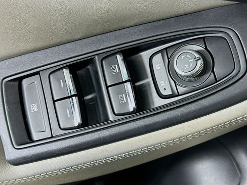 Used 2020 Subaru Forester Limited w/ Popular Package #3 image 15