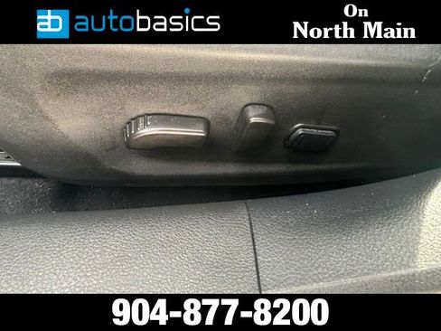 Used 2023 Nissan Altima 2.5 SV w/ SV Premium Package FWD image 24