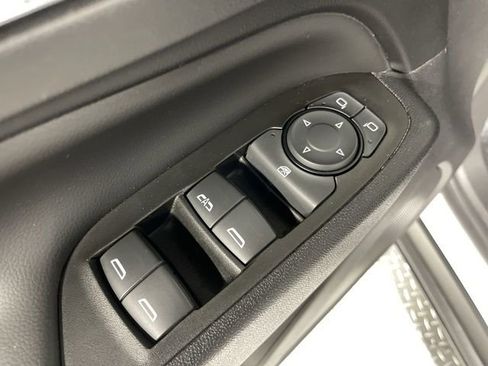 Used 2022 Chevrolet Equinox LT image 13