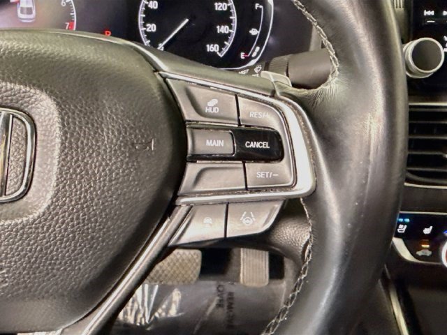 Used 2020 Honda Accord Touring image 14