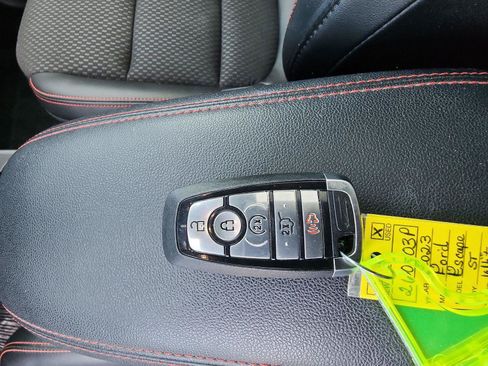 Used 2023 Ford Escape ST-Line Select w/ Tech Pack #2 AWD/4WD image 22