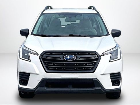 Used 2023 Subaru Forester AWD/4WD image 4