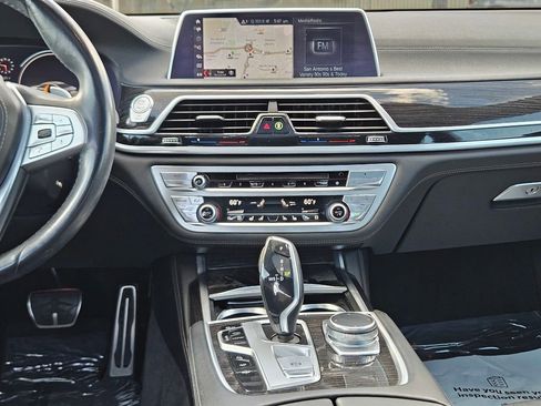 Used 2019 BMW 750i xDrive w/ M Sport Package AWD/4WD image 14