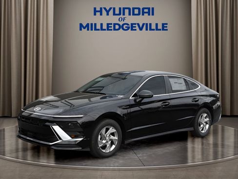New 2026 Hyundai Sonata SE image 1
