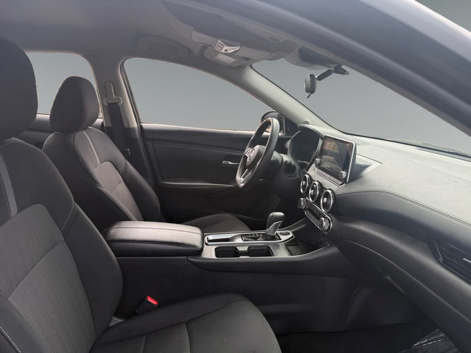 Used 2024 Nissan Sentra SV FWD image 15