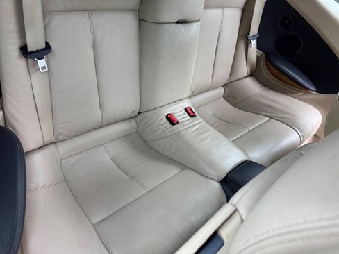 Used 2005 BMW 645Ci Convertible RWD image 31