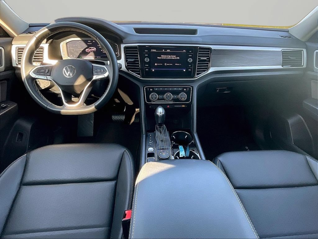 Used 2023 Volkswagen Atlas SE w/ Black Wheel Package AWD/4WD image 9
