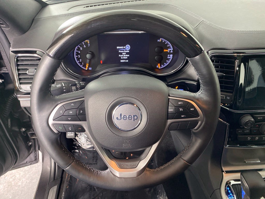 Used 2019 Jeep Grand Cherokee Overland AWD/4WD image 15