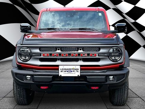 Used 2023 Ford Bronco 2-Door AWD/4WD image 3