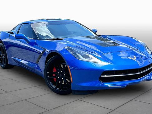 Used 2019 Chevrolet Corvette Stingray Coupe w/ 1LT RWD image 3