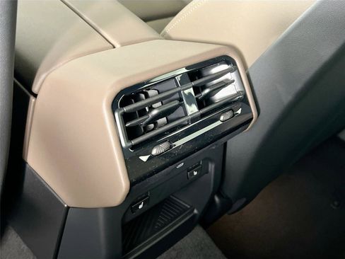 New 2026 BMW 530i xDrive image 24