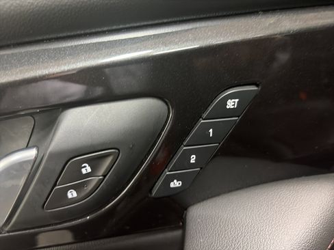 Used 2020 Chevrolet Blazer RS image 28