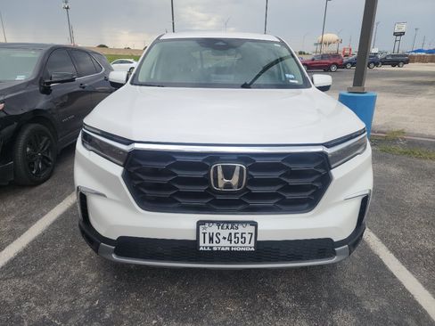 Certified 2024 Honda Pilot EX-L image 1